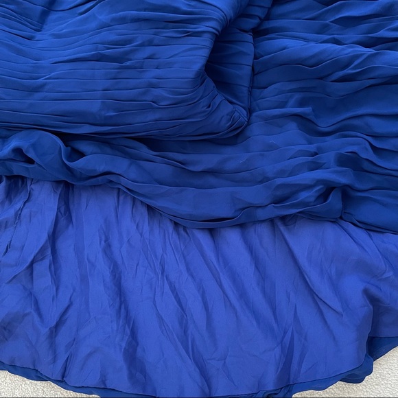 Ruched Prom dress/ Gown - Picture 7 of 7